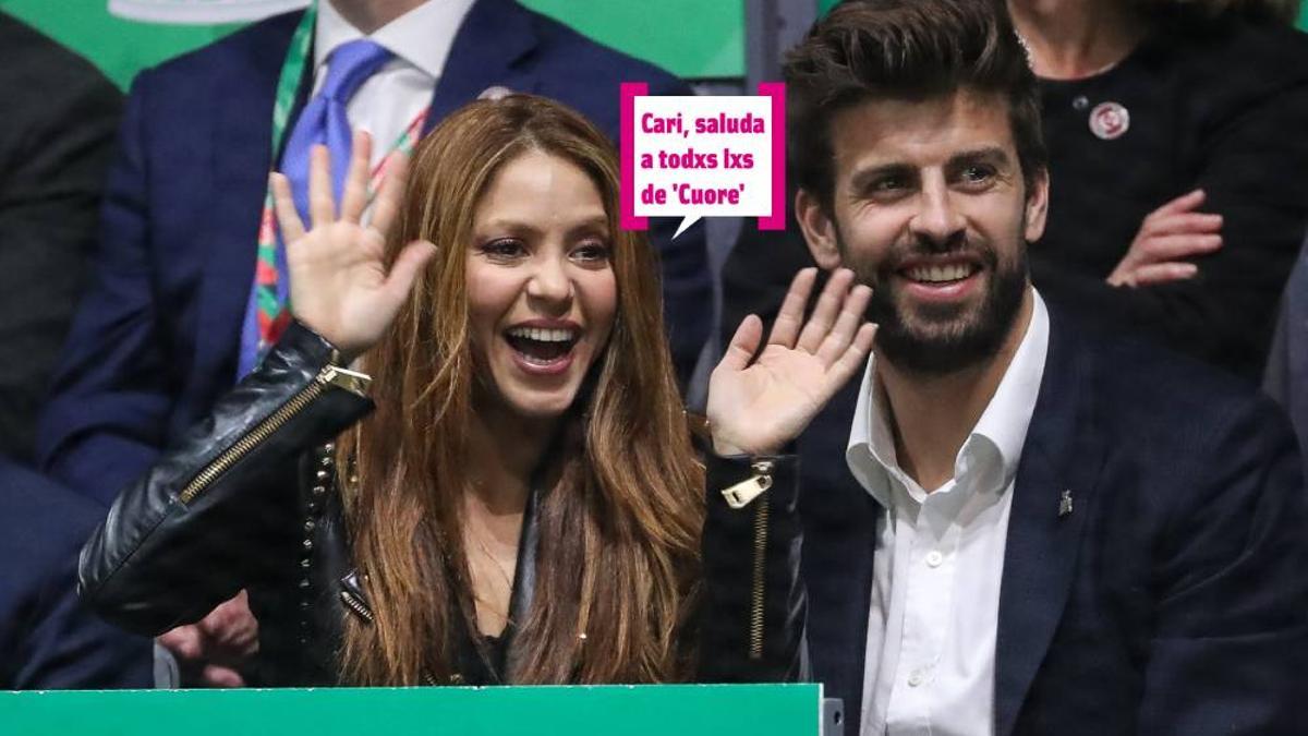 Shakira y Piqué saludando