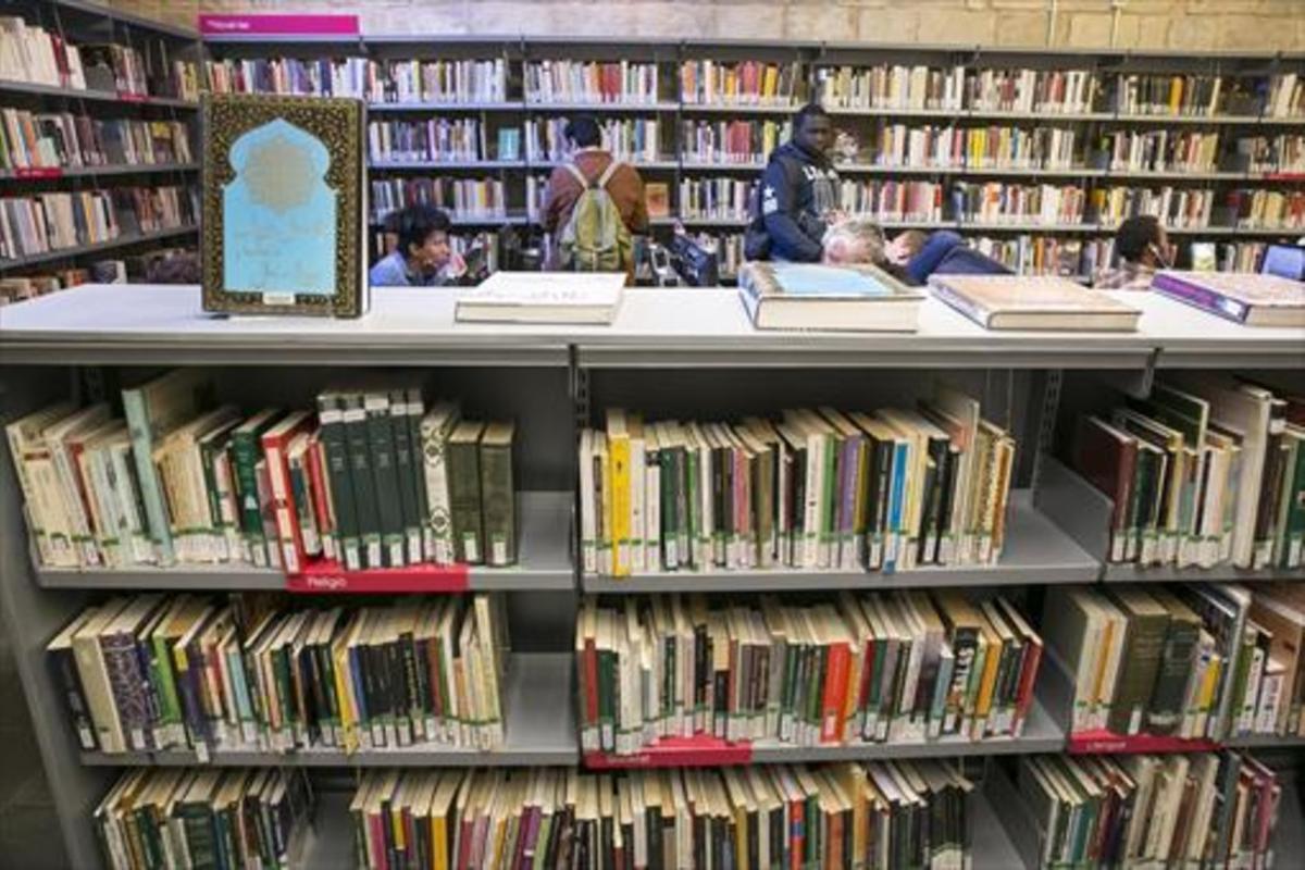 En tiempos de crisis, en las bibliotecas puedes encontrar todo lo que buscas.