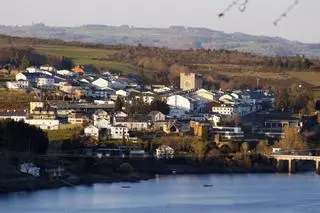 El pueblo que desapareció bajo un embalse y salvó su iglesia medieval