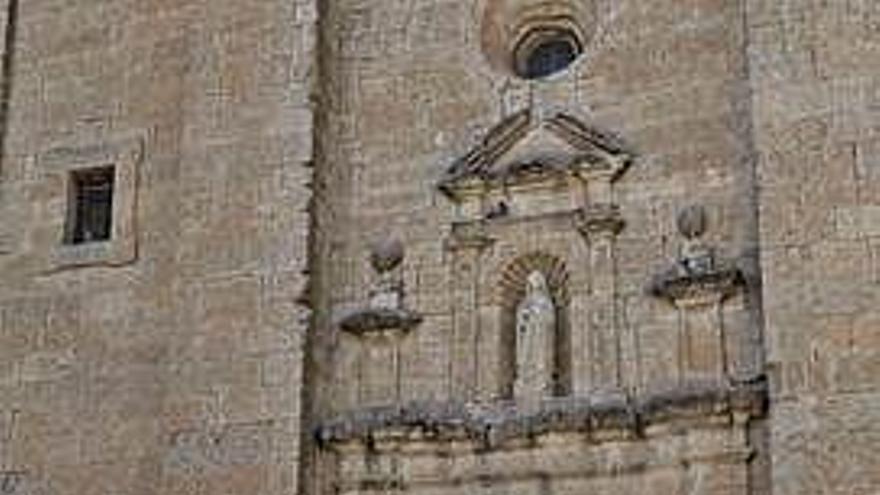 La iglesia de Santa María, que también ha sido restaurada.