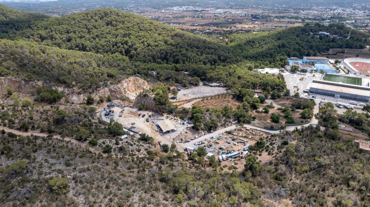 La cantera de la polémica fiesta egipcia, vista desde el aire.