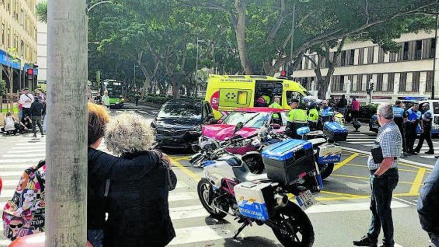 Arrested for causing a crash while fleeing from the police in Tenerife