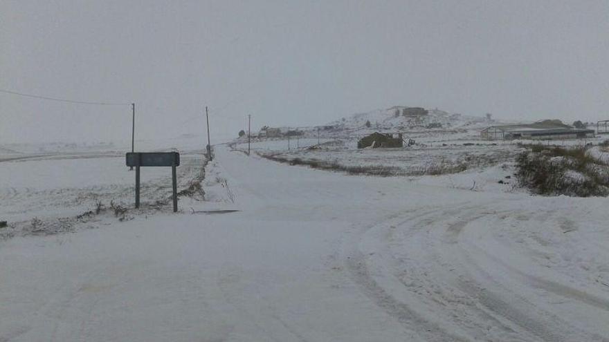 El temporal de nieve afecta a más de 2.300 alumnos en Aragón y obliga a cerrar una treintena de centros educativos