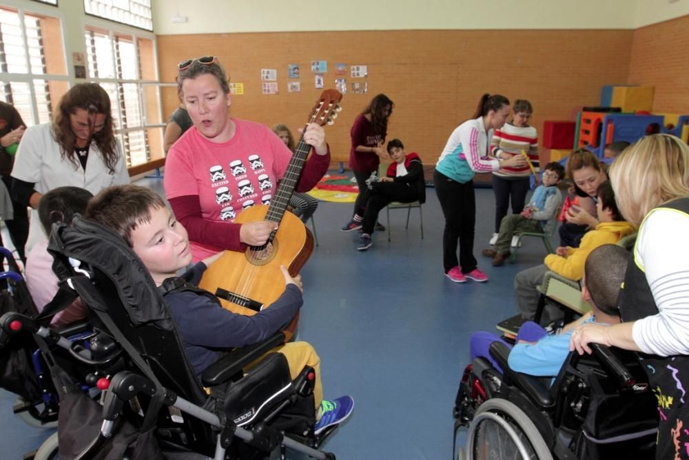 Aniversario del colegio Primitiva López