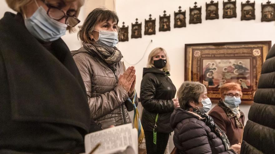 Residentes ucranianos en Mallorca celebran una misa en su iglesia de s’Arenal