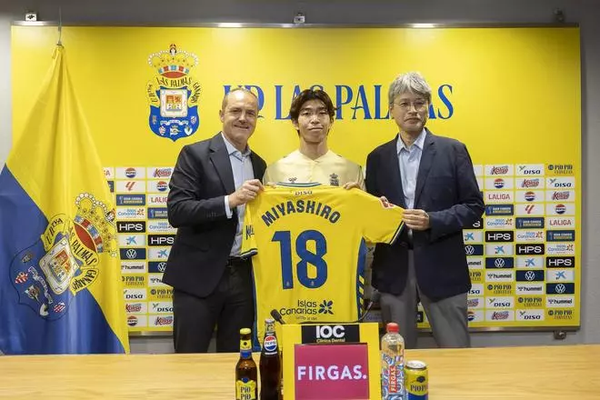 Las Palmas acelera en el mercado antes de recibir al Córdoba CF