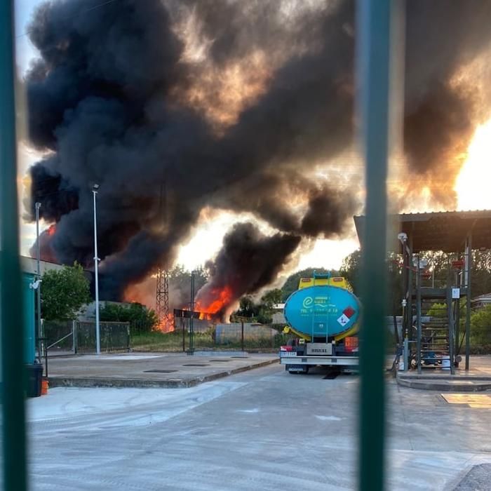 Incendi en una empresa de Sarrià de Ter