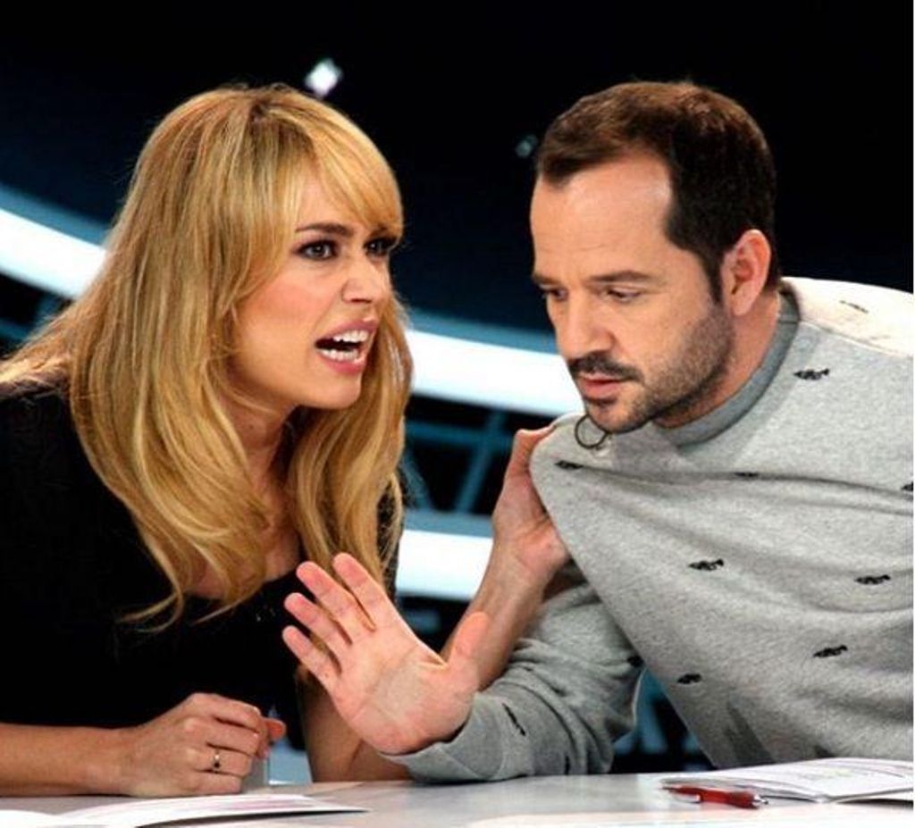 Patricia Conde y Ángel MArtín en WifiLeaks