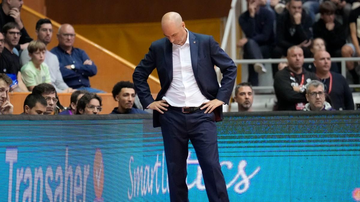 Joan Peñarroya: "Yo soy el máximo responsable del equipo, asumimos que no hemos estado a la altura"