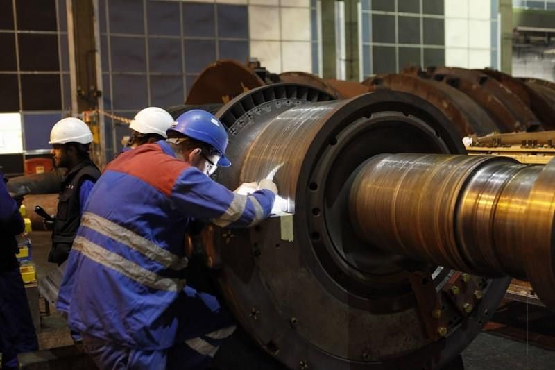 Obras de mantenimiento en la térmica de Aboño