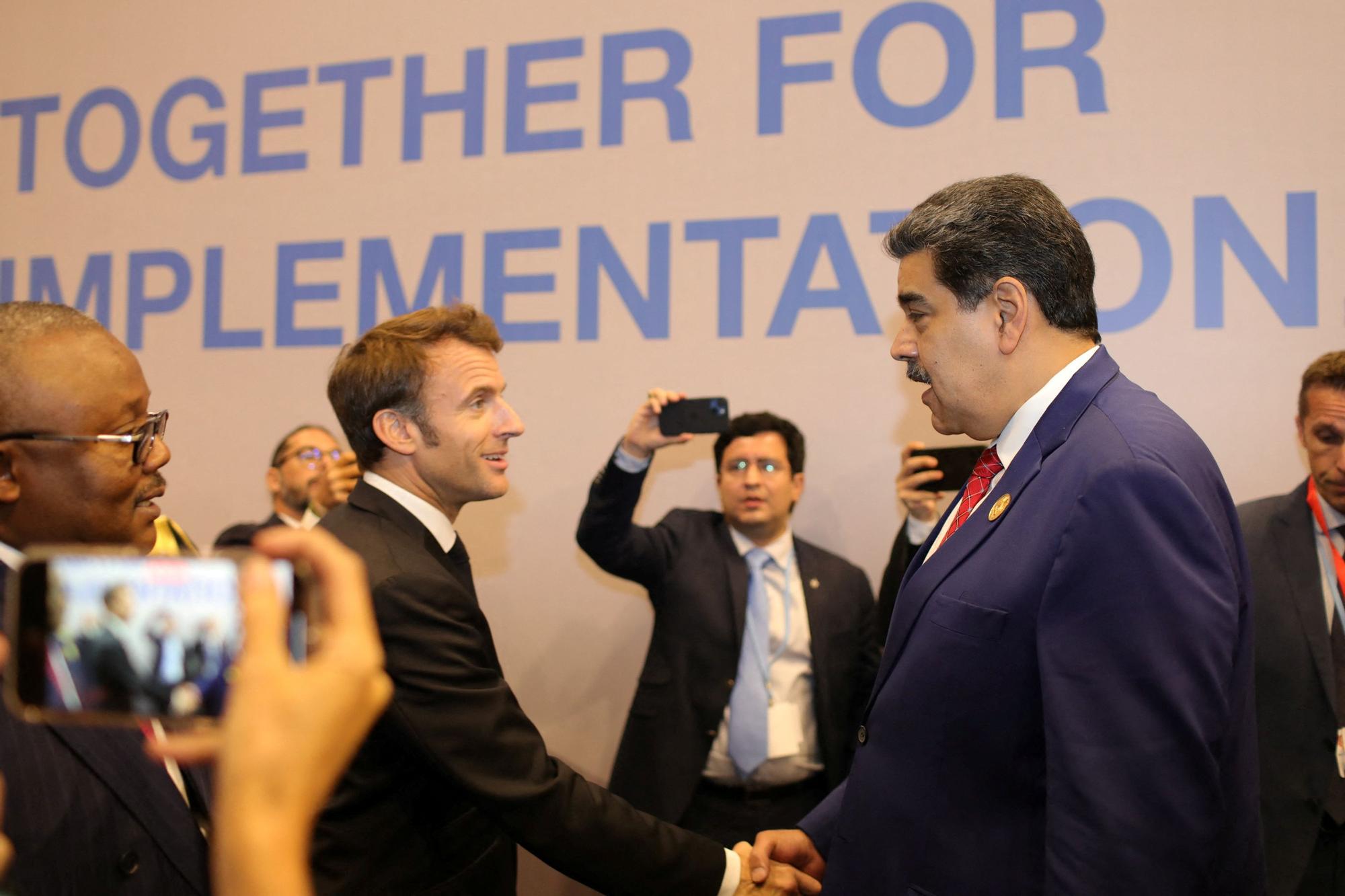 Macron y Maduro en la COP27 de Egipto