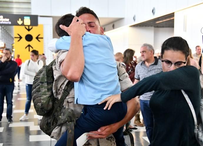 21/05/2019 TELDE.  El jefe del Mando de Canarias, el teniente general Carlos Palacios, despide a la primera rotación de mandos de la Brigada Canarias XVI que se desplaza a Mali para colaborar con la misión de la UE en ese país.  Fotógrafa: YAIZA SOCORRO.  | 21/05/2019 | Fotógrafo: Yaiza Socorro