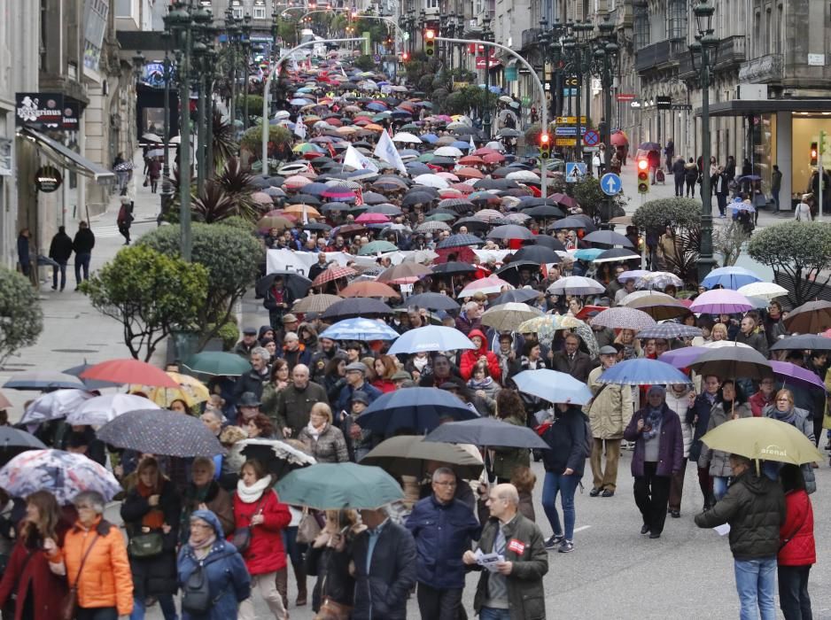 Miles de manifestantes piden una sanidad pública de calidad // Alba Villar