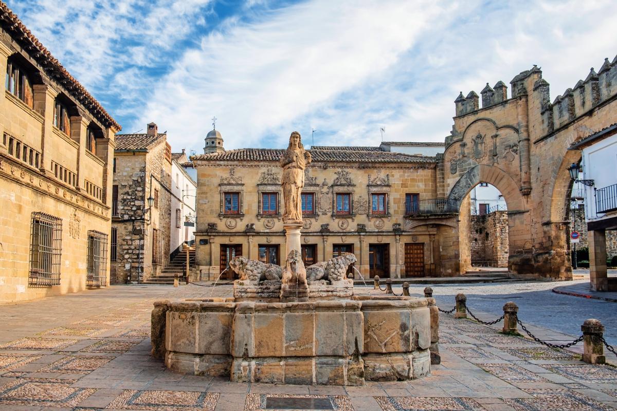 Plaza del Pópulo de la ciudad de Baeza, declarada Patrimonio de la Humanidad.