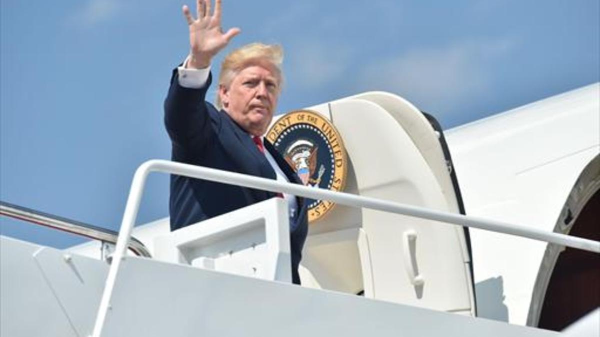 Donald Trump antes de tomar el 'Air Force One', el pasado viernes.