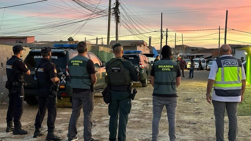 Decenas de detenidos en una macrorredada policial contra el crimen organizado