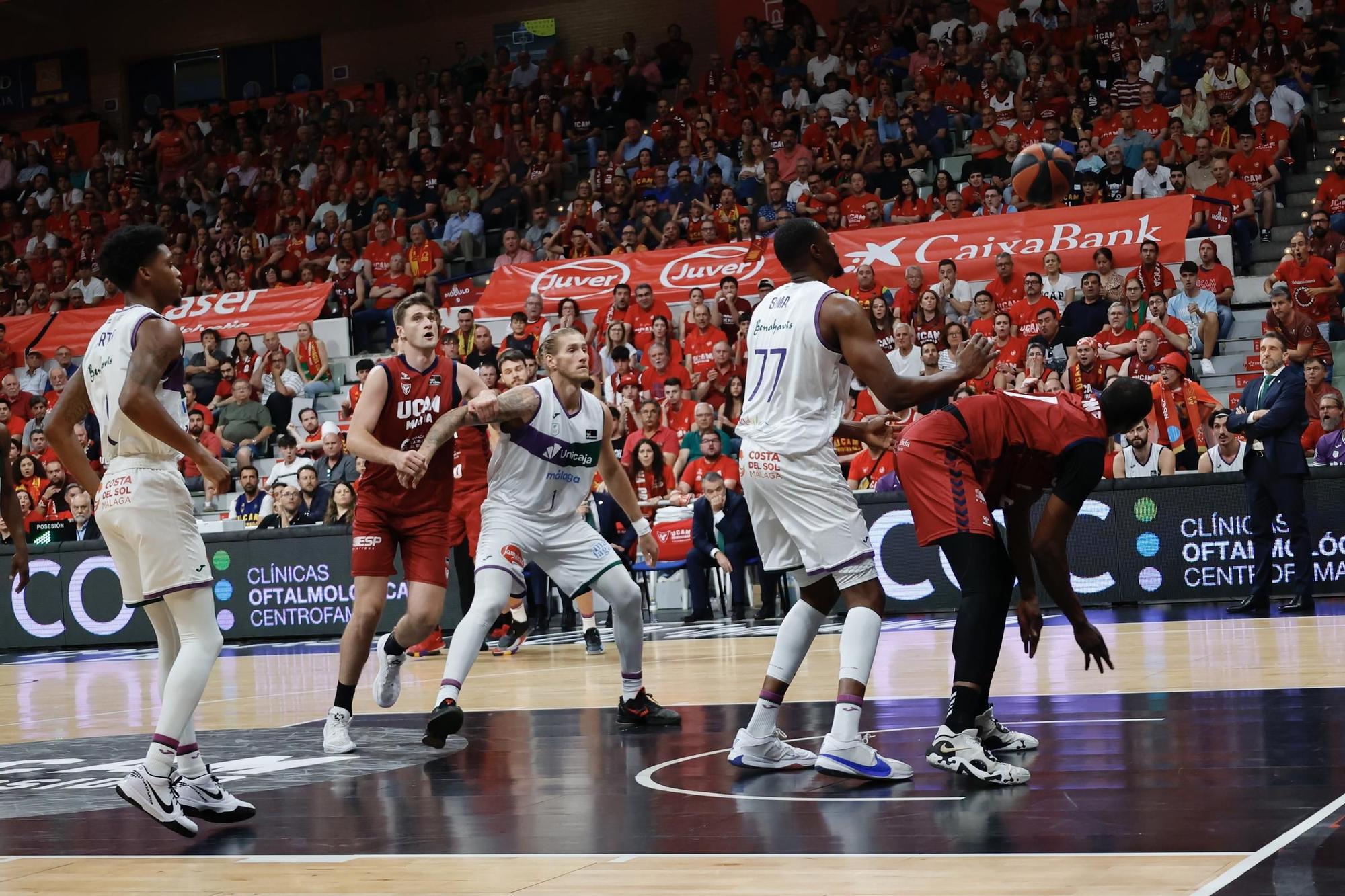 Las imágenes del cuarto partido de semifinales de la ACB entre el UCAM Murcia - Unicaja