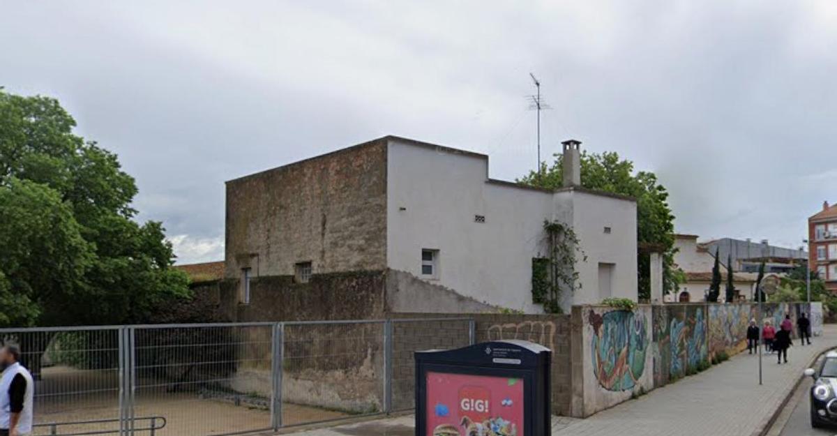 Vista exterior de la Casa dels Animals figuerenca.