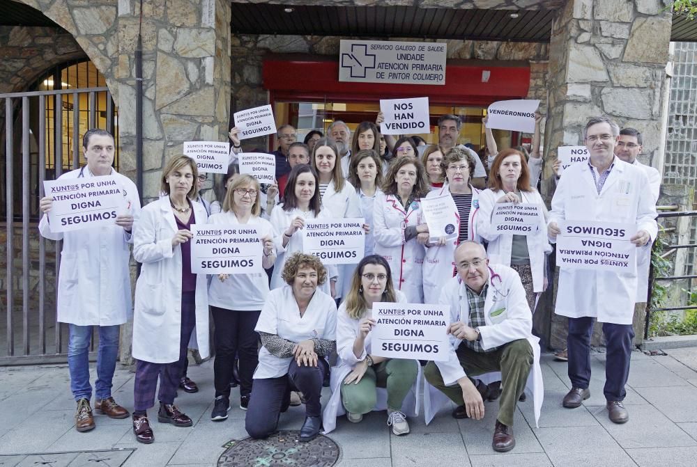 Los profesionales del centro de salud Pintor Colmeiro