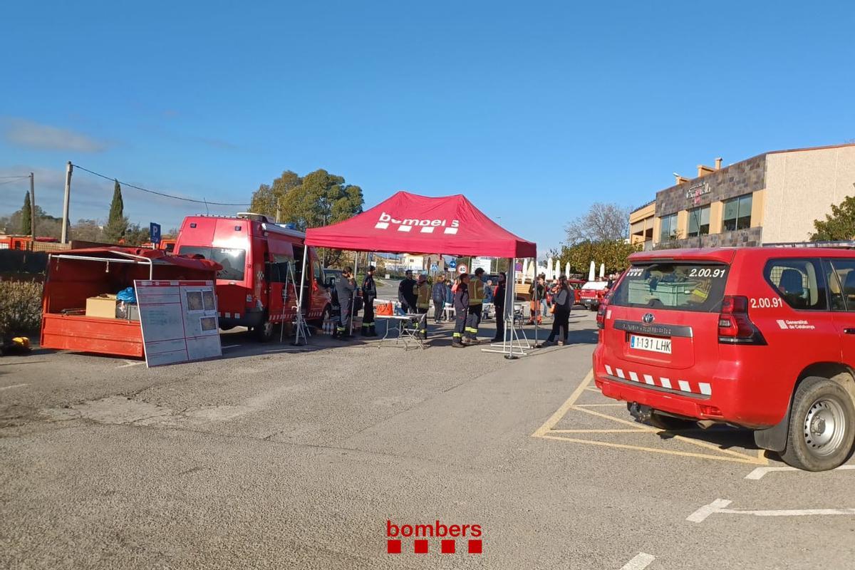 El punt de comandament del dispositiu de recerca d'una desapareguda a l'Empordà, foto d'arxiu.