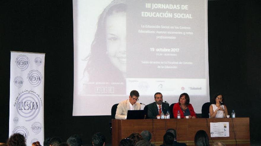 El papel del educador social en los centros