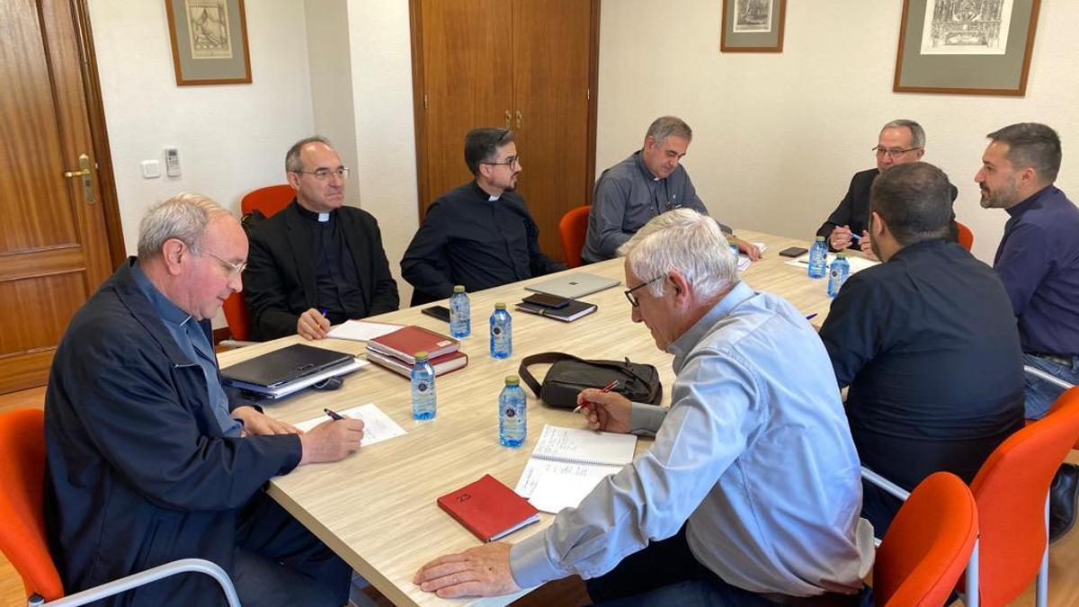 Los actuales integrantes del Colegio de Consultores de la Diócesis de Zamora