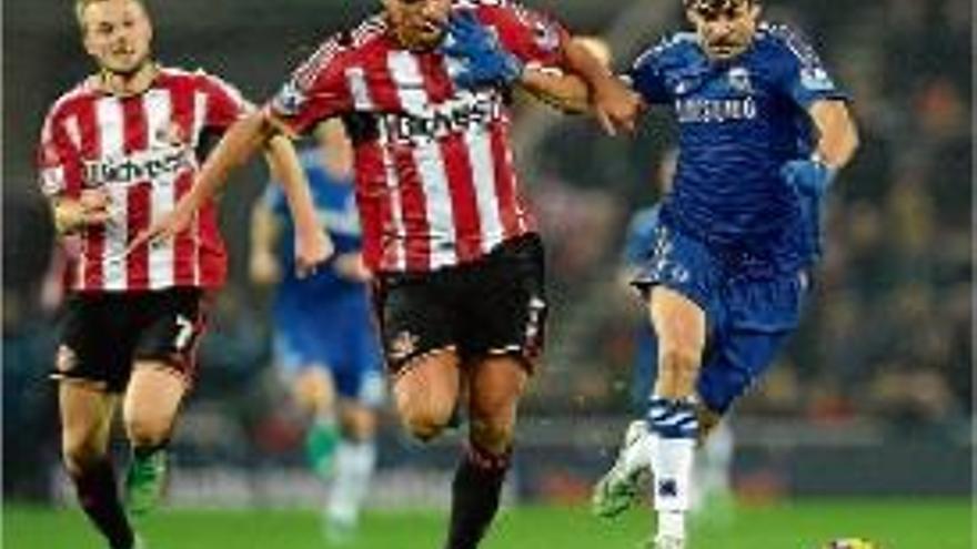 El Sunderland frena el Chelsea  i el United segueix en bona línia