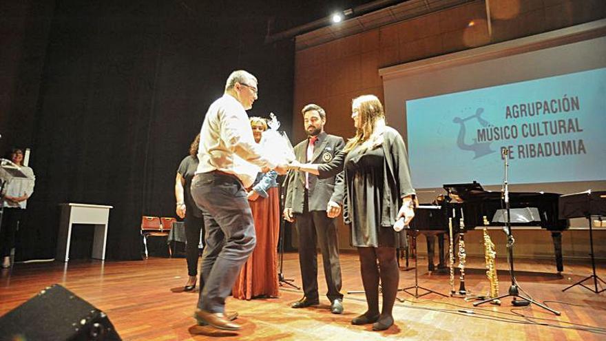 Un acto del Día das Letras Galegas en Ribadumia. |   // I.ABELLA