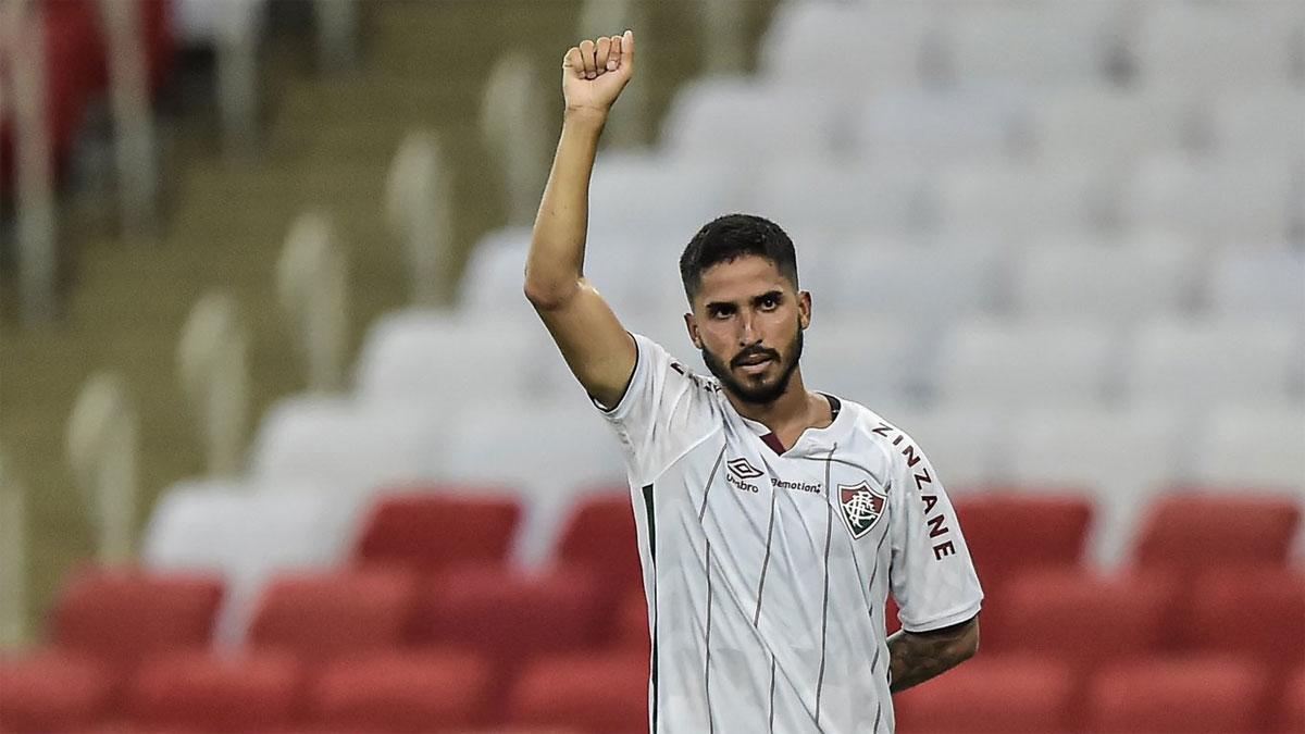 Con este gesto de crítica social, Igor Juliao celebró su gol en el Fla-Flu