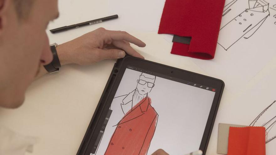 Un diseñador trabajando en las instalaciones de Inditex. | Inditex