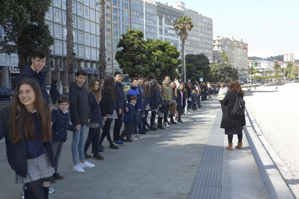 El movimiento Acampa celebra la Segunda Marcha Mundial por la Paz.