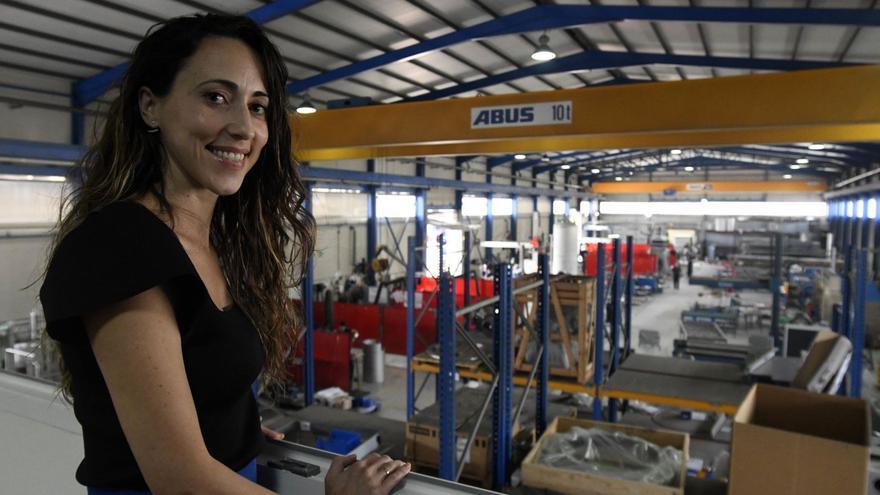El metal recurre al autoconsumo para mantener la industria de la Región