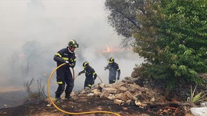 Controlado el incendio de San Vicente de Alcántara