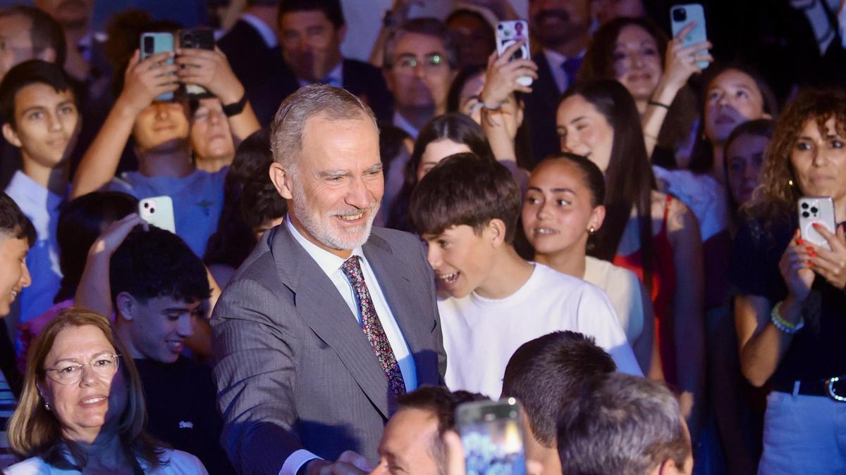 La llegada del Rey Felipe VI a los Premios Princesa de Girona en Murcia, en imágenes