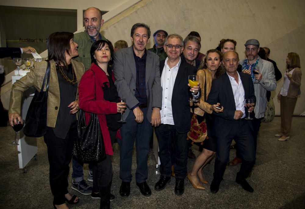 Enrique Herreras, Abel Guarinos, Toni Benavent, Maria Ángeles Fallos, Juan Carlos Garés y varios amigos.