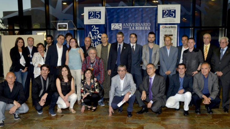 Integrantes de la Delegación de La Ribera de Levante-EMV celebran los 25 años de la Edición.
