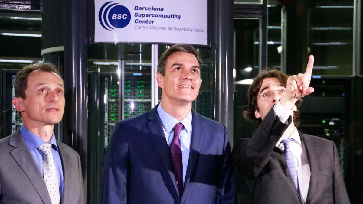 Pedro Sánchez y Pedro Duque visitan el Centro Nacional de Supercomputación (BSC) en Barcelona