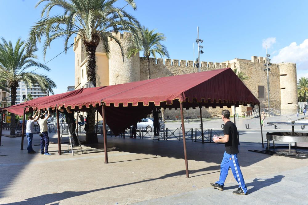 Montaje del Festival Medieval de Elche