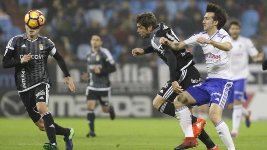 Ángel clava el puñal en el corazón de un Real Oviedo suicida