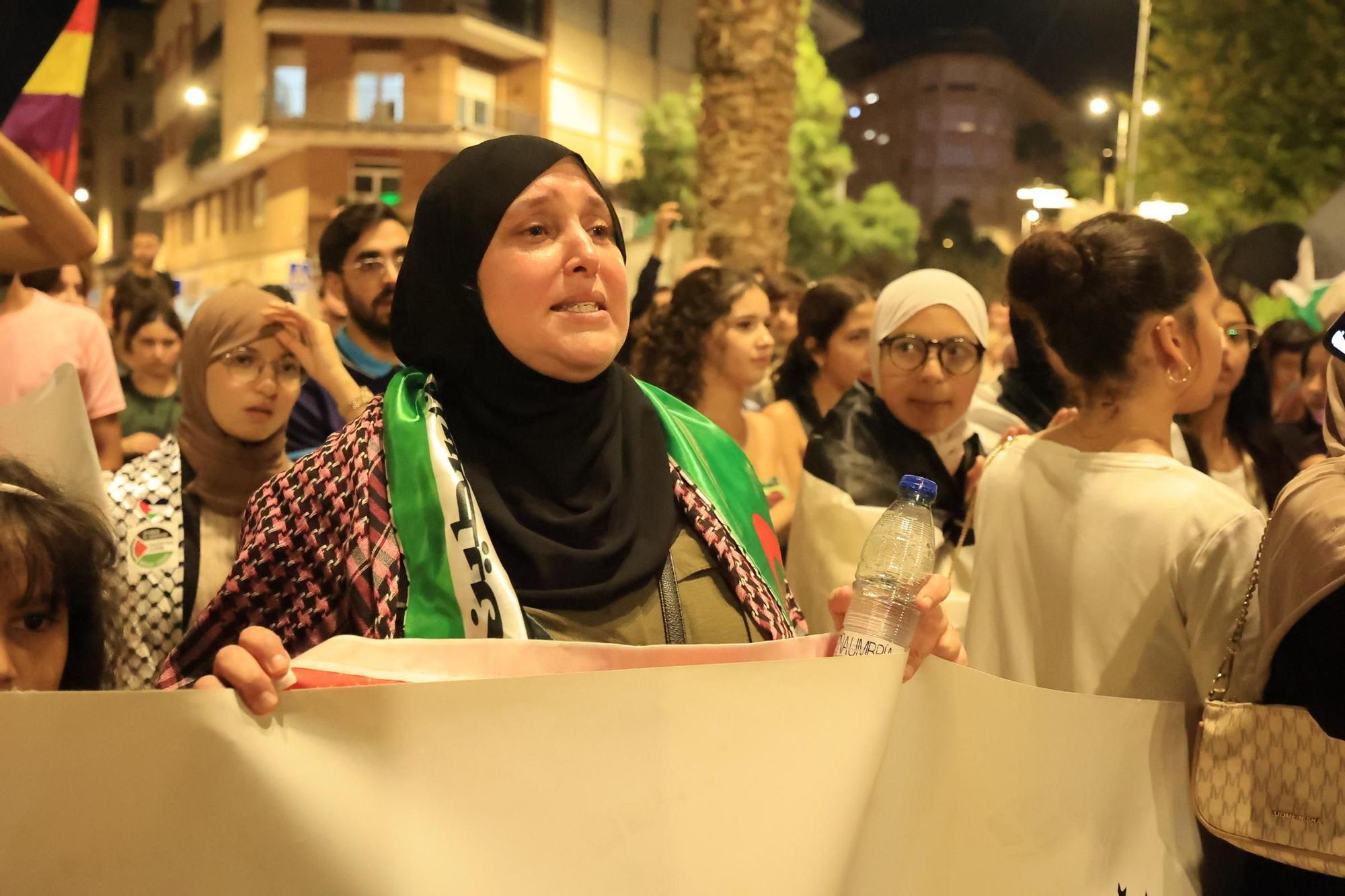 Galería de imágenes: Castellón sale a la calle en defensa de Palestina