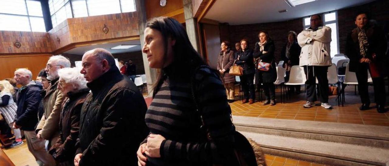 Olivia Castaño, ayer, durante la eucaristía de las Jornadas por la Vida en la iglesia de los Santos Apóstoles.