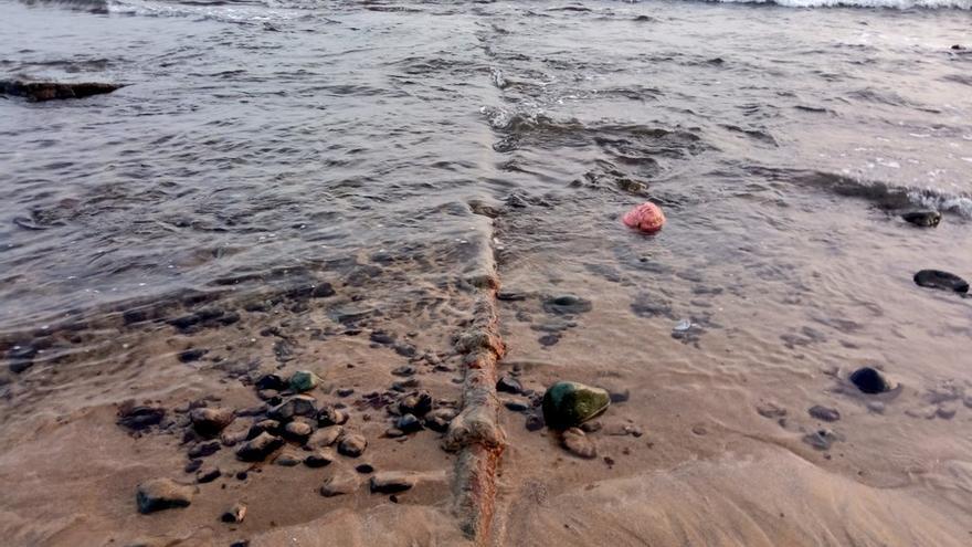 Aflora en Las Canteras el primer cable de fibra óptica del mundo