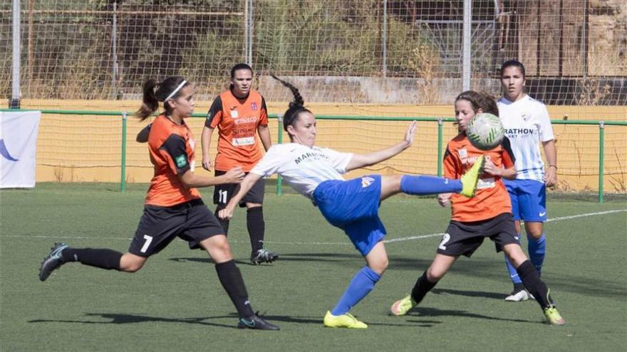 El Naranjo pierde su condición de invicto ante el Málaga