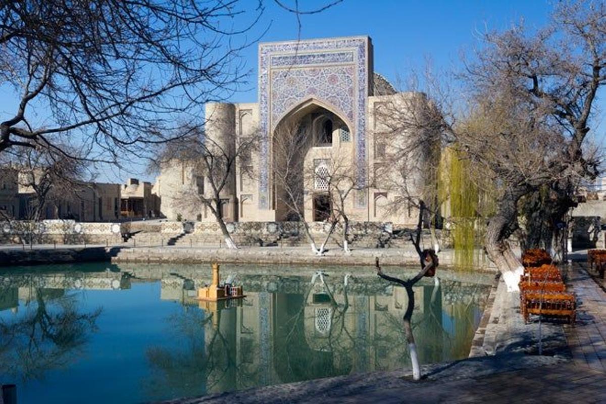 Mezquita de Bujará, Uzbequistán.