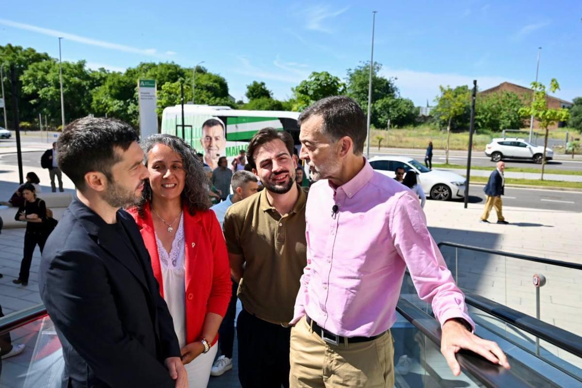 Pablo Bustinduy, Rosa Rodríguez, José Manuel Jurado y Antonio Maíllo, esta mañana en Córdoba.