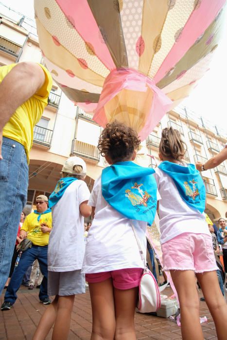 Correr la traca y suelta de globos fiestas mayores Elda