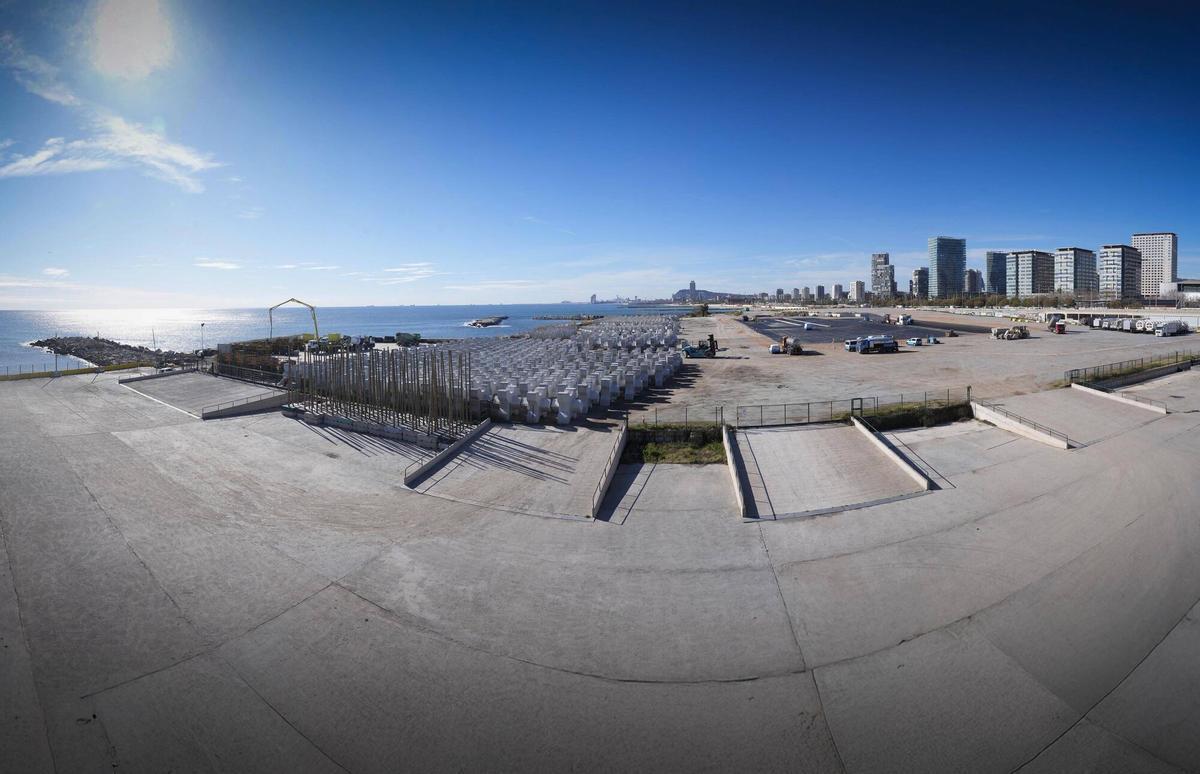 La plataforma marina del Fòrum acollirà un espai "multifuncional"