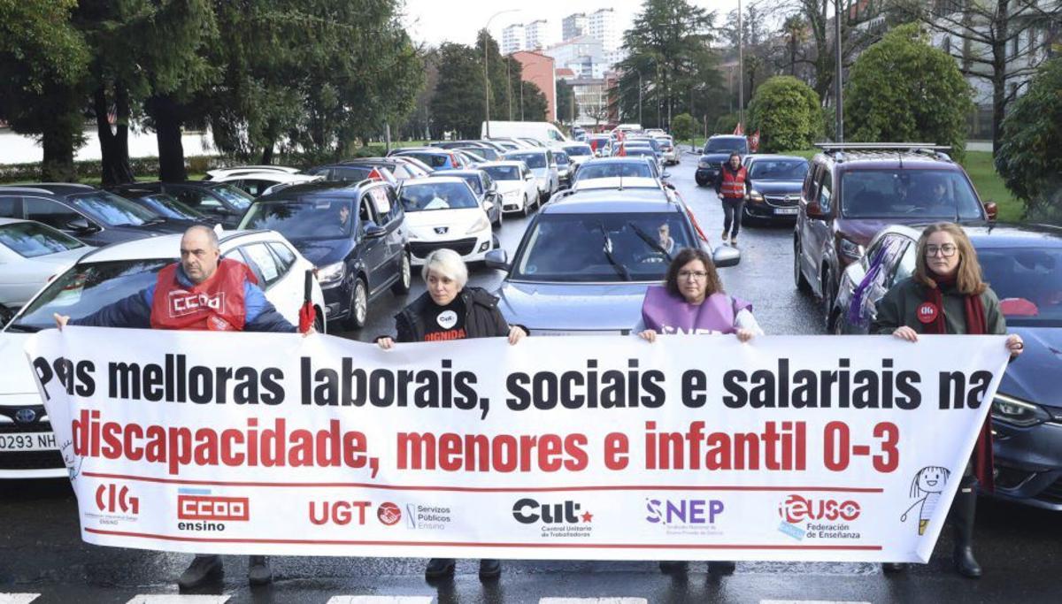Un momento de la «caravana» de sindicatos del sector cuidados.