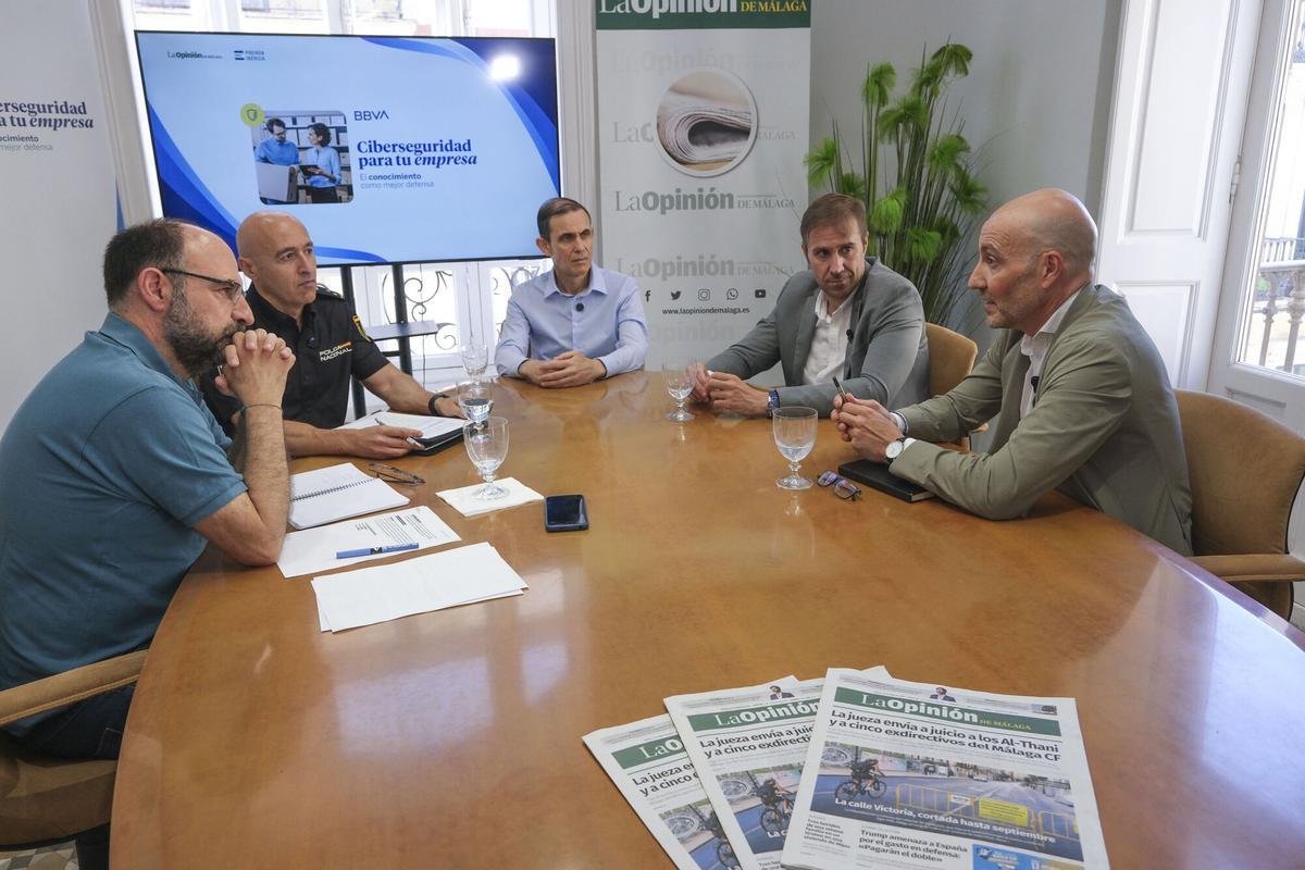 Expertos reunidos por La Opinión de Málaga y BBVA analizan las principales ciberamenazas para pymes y empresas y la concienciación de la sociedad para protegerse de estos ataques cada vez más numerosos