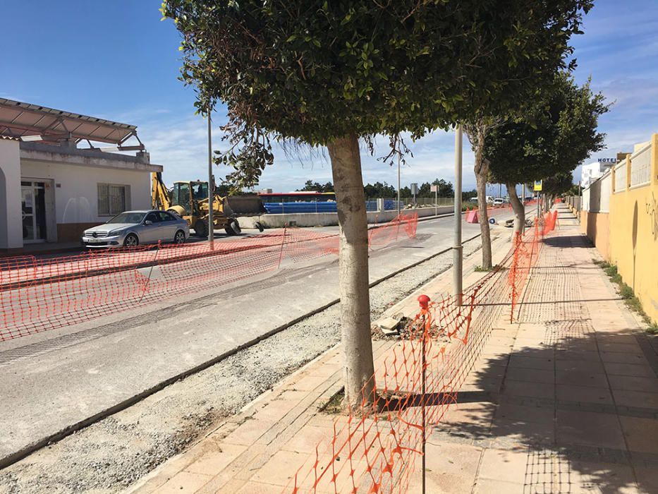 Obras en cala de Bou.